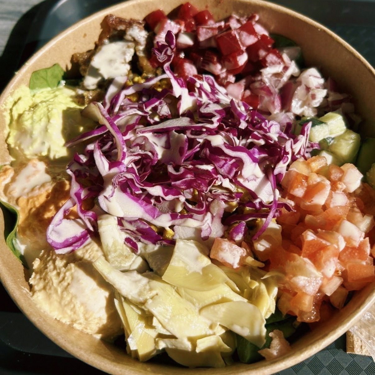 夏天到了，几乎每天都是啃草日～除了沙拉🥗没有吃得下的…… 