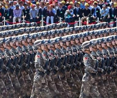 现在不光是美国，几乎所有国家都想搞明白一件事，就是中国的军事力量到了什么水平，能