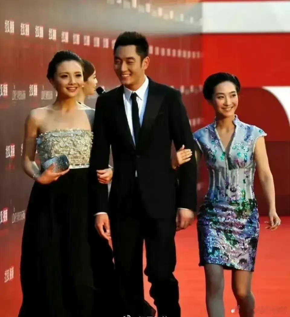 #陶昕然说红毯不是我的战场# 她和赵丽颖都是内核强大的女演员，比起红毯确实都更适