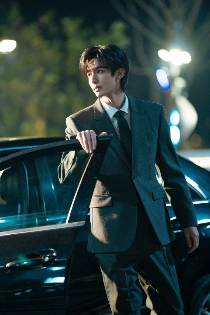 宋威龙林屿森一款兜底型老公看《骄阳似我》的时候，真的会被宋威龙演的林屿森狠狠吸引