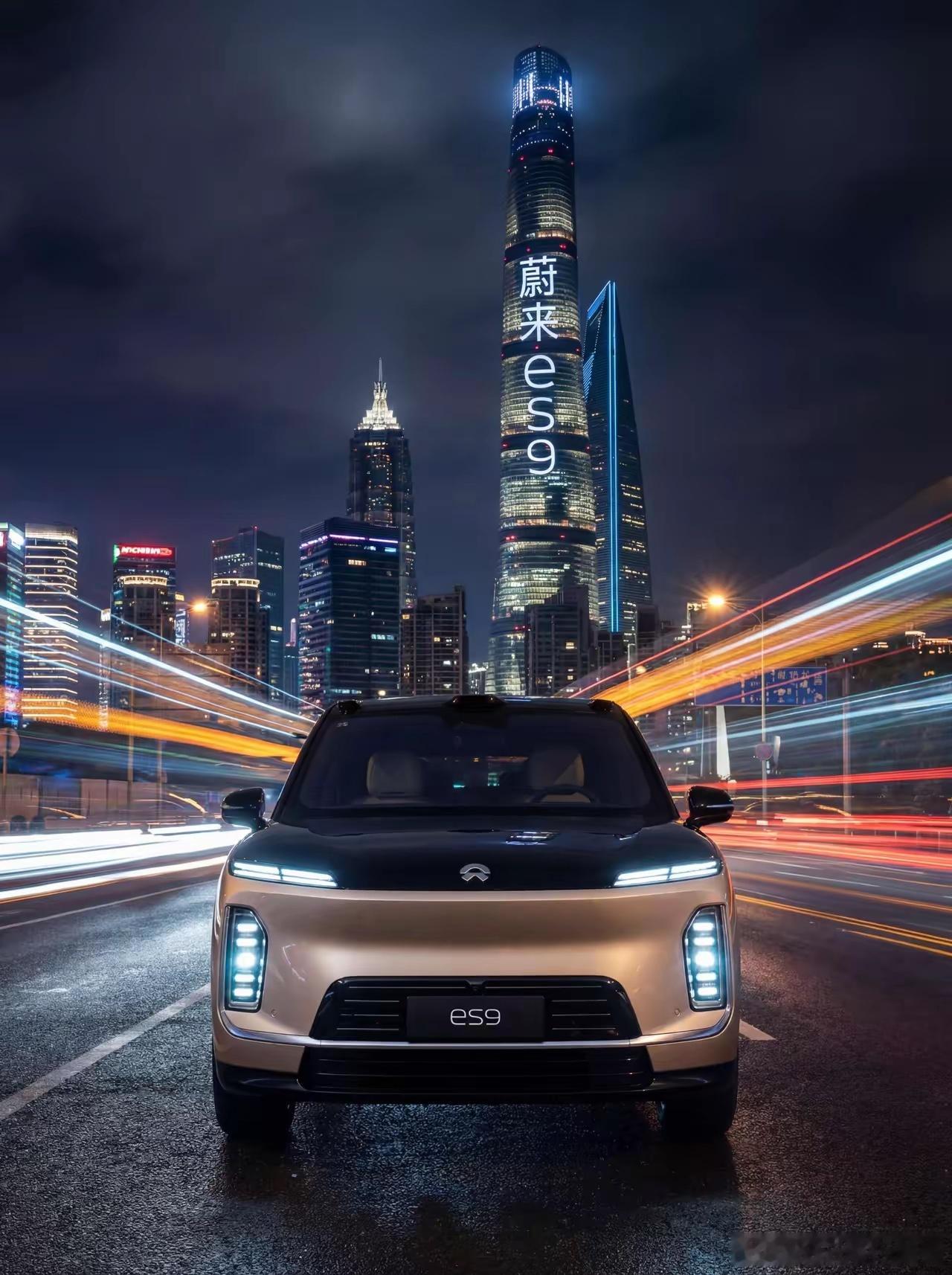 看了一个国外知名设计师的专访，其表达的想法之一就是，一款汽车的颜值上限是由设计师