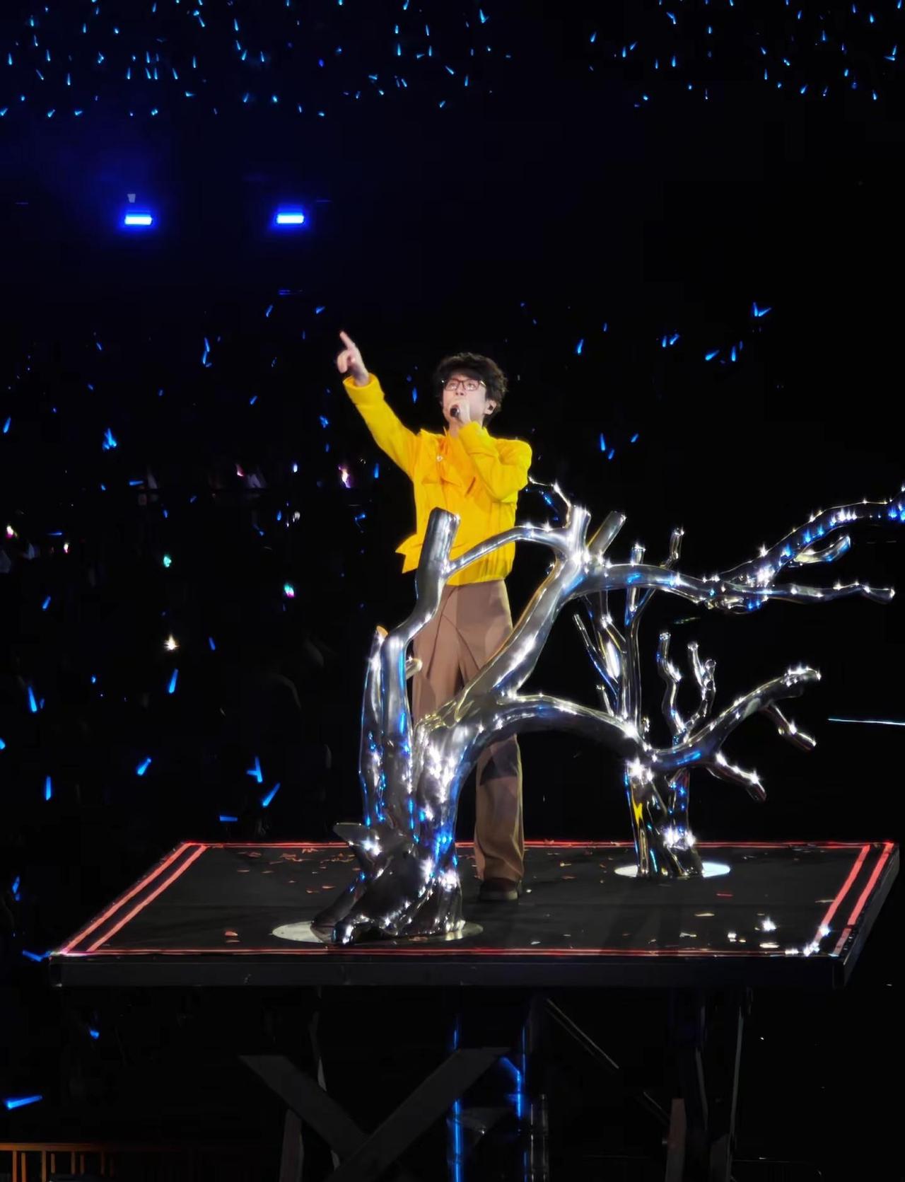 0906安泊猜想。2026年9月6日，一份记忆存入澄澈的Amber中作为可以穿越