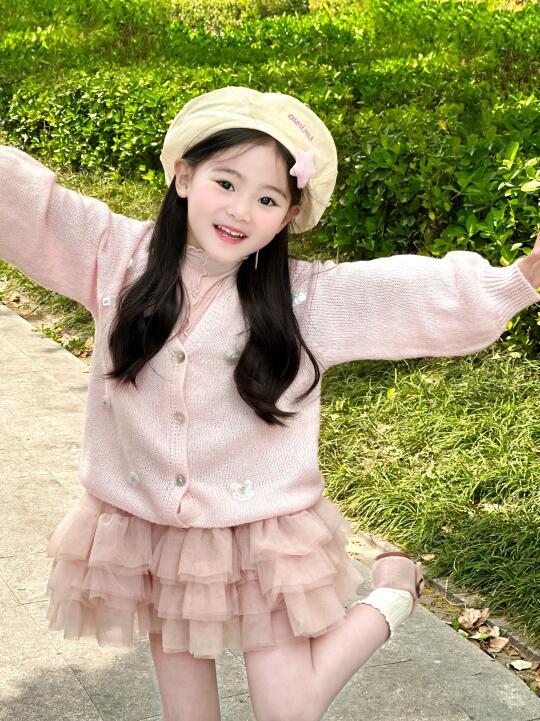 女孩子真的好可爱～