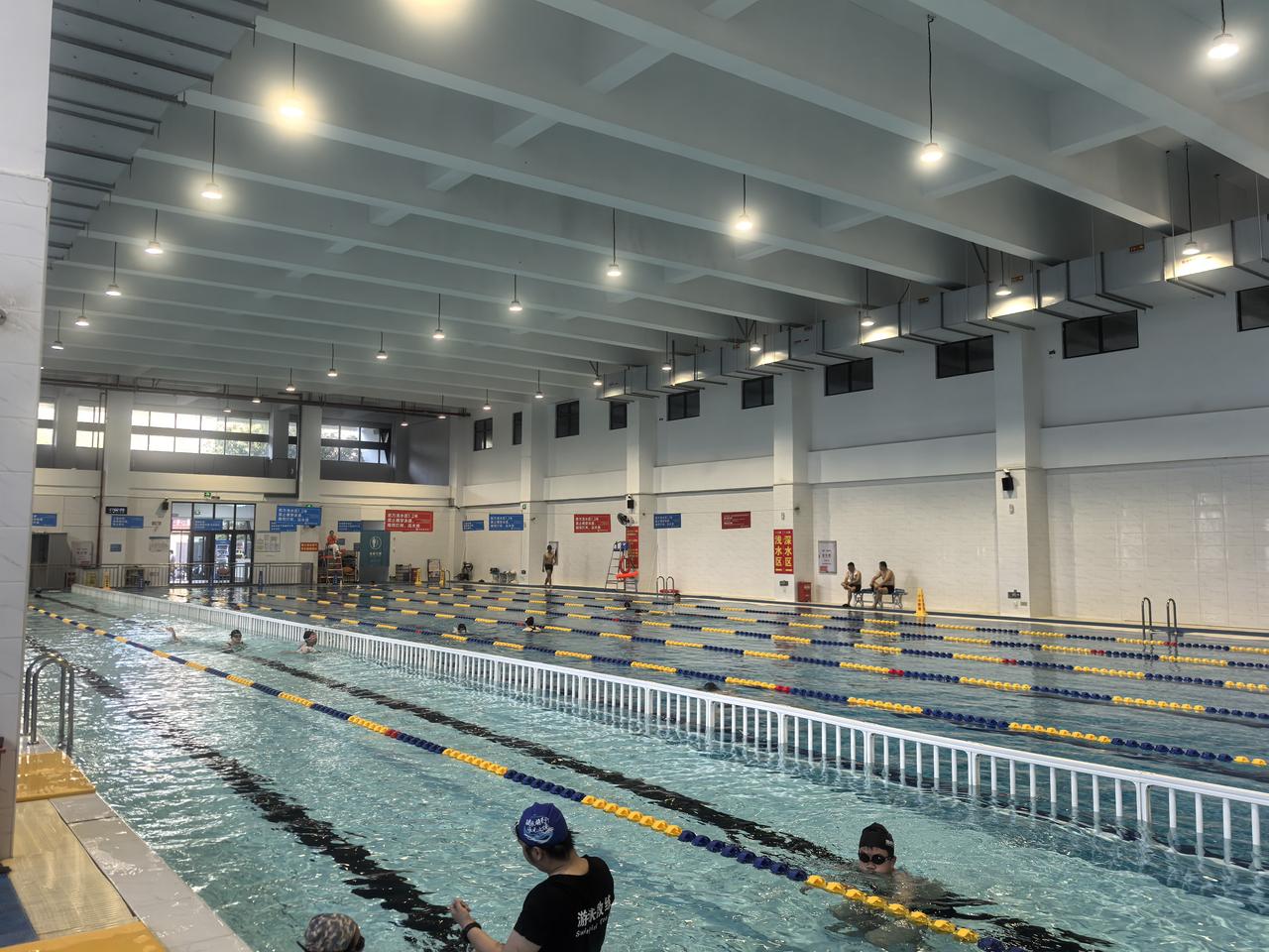 每周必来，游泳🏊，解压放松。。。