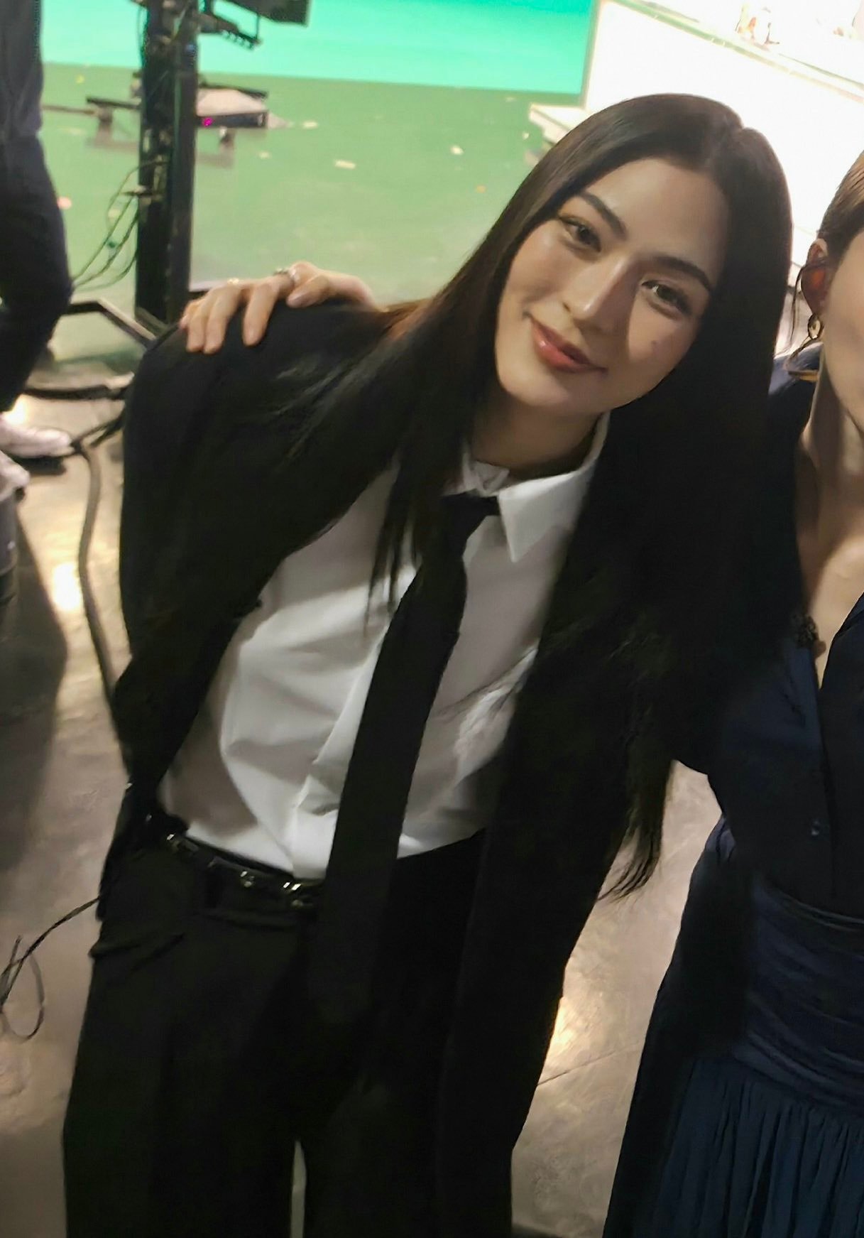 女孩 你变得更姛了 