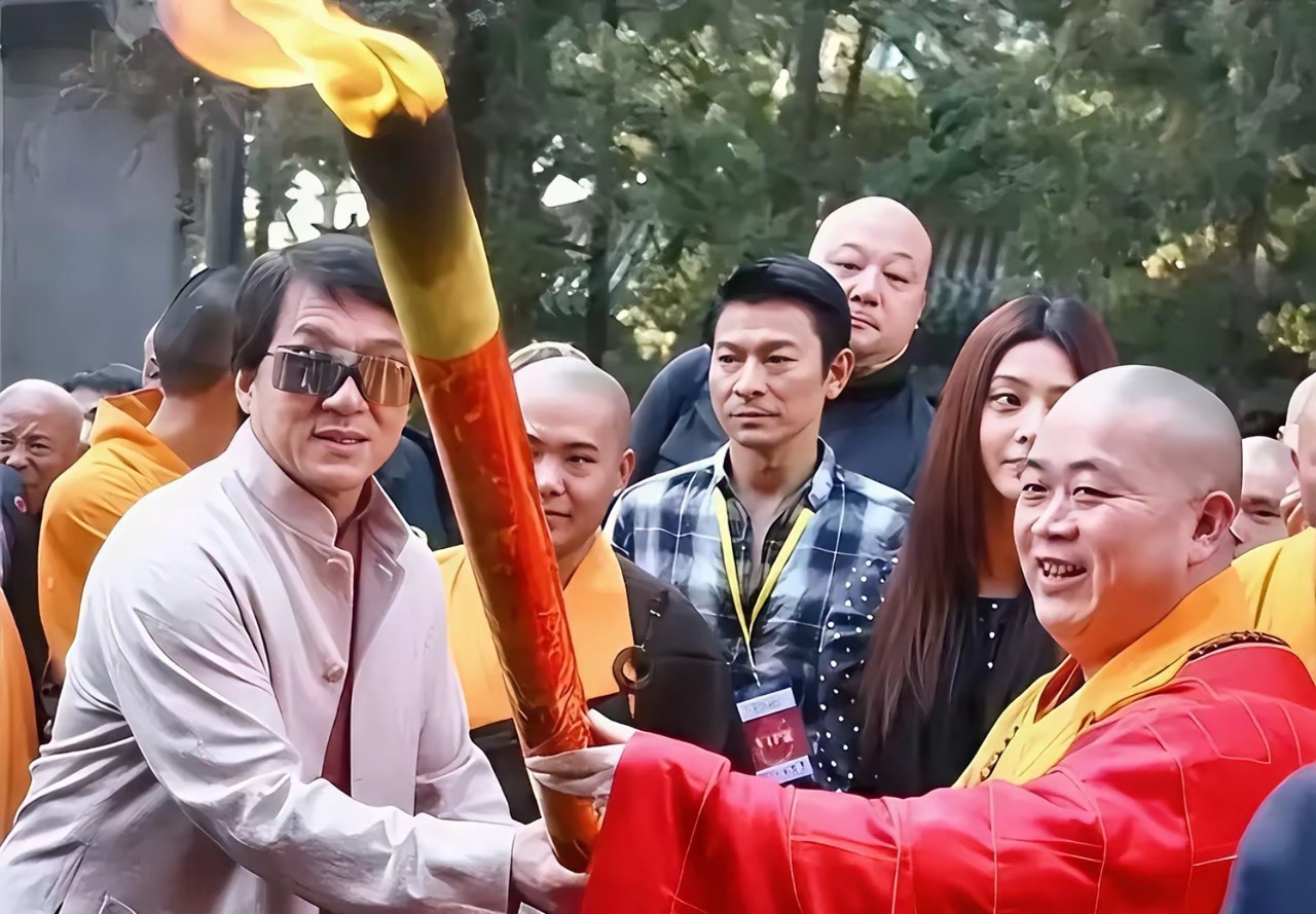 释永信确实不是一般人，普通人很难和他说上话，但他的朋友却遍布全球。​​著名武打明
