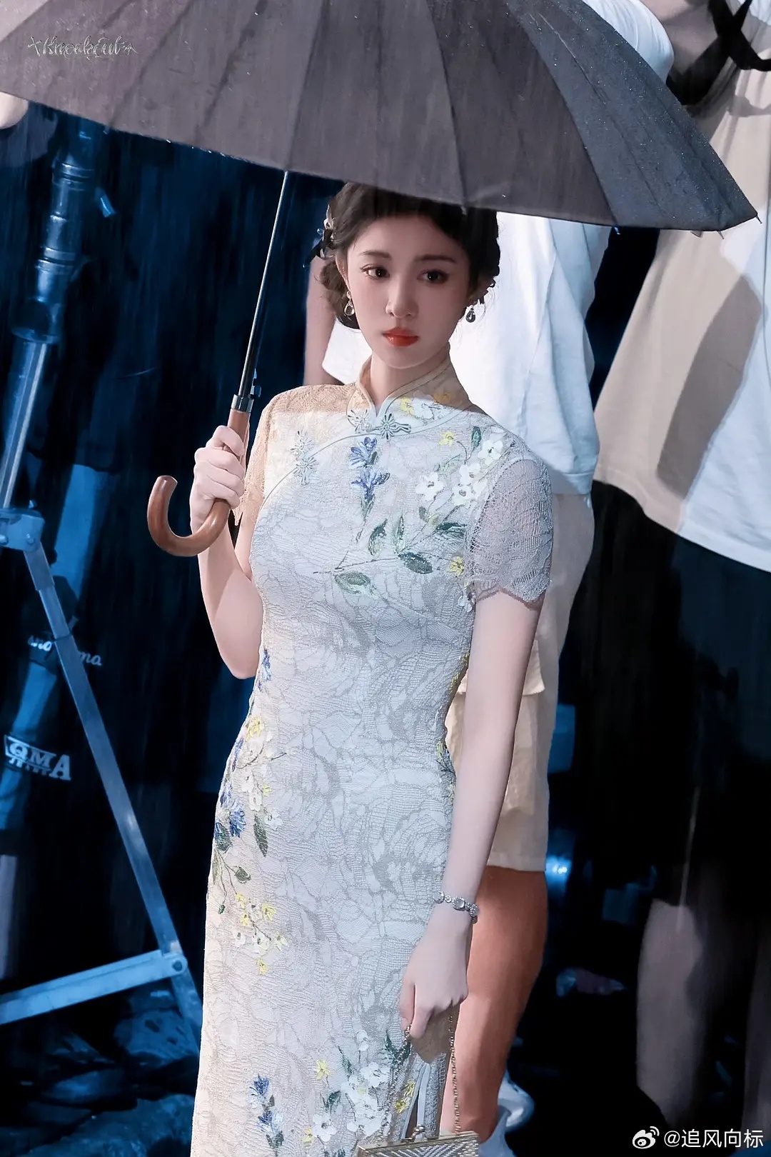 像鞠婧祎像赵晴像娜扎咋就是不像王楚然 