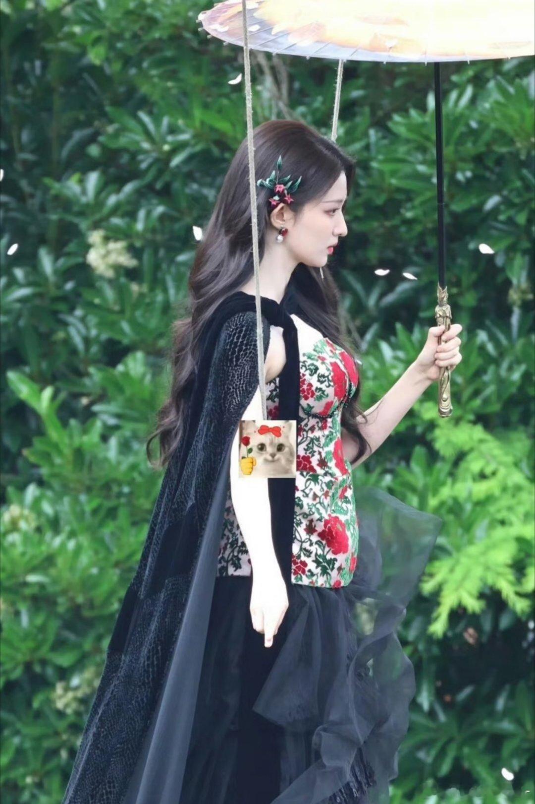 易小雅你对得起王楚然吗