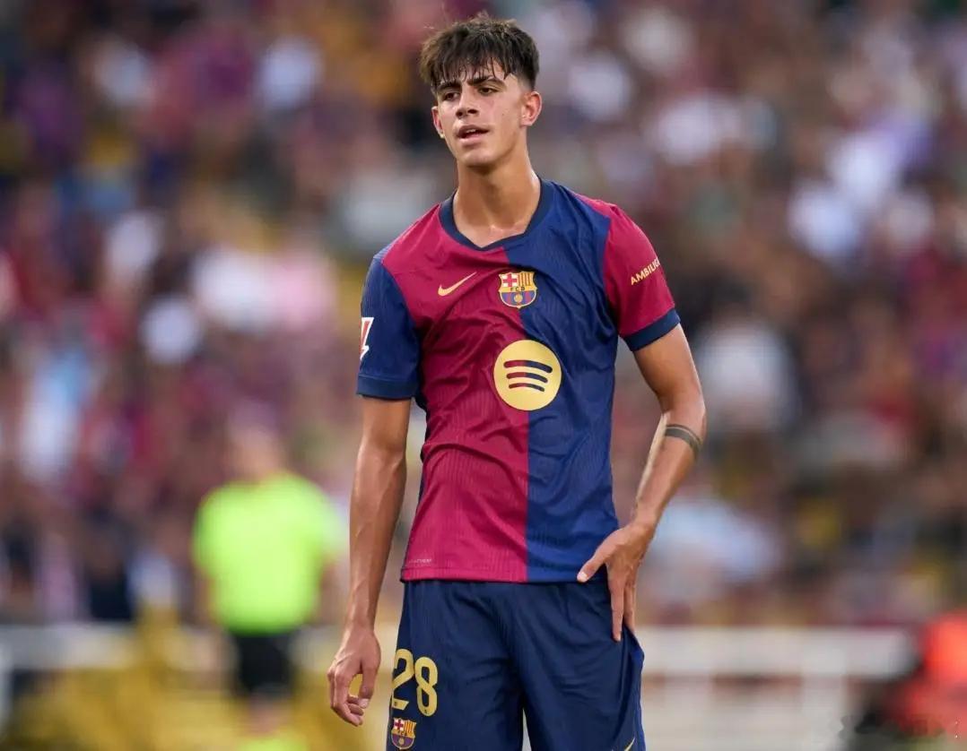 拒绝阿贾克斯+多豪门，巴萨18岁天才中场铁心留队！马克·伯纳尔被钦点为未来十年中