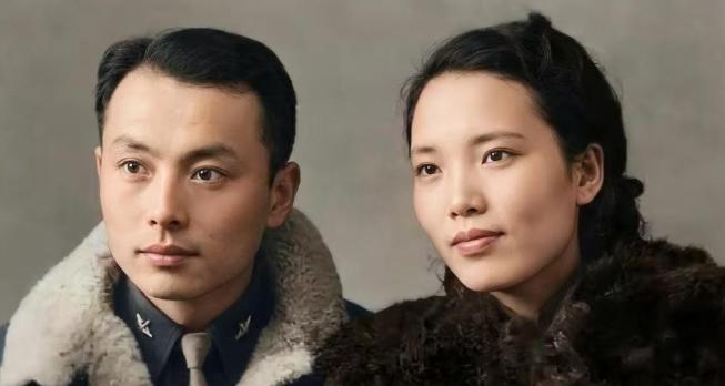 1963年，台北马坑刑场，一对来自莆田的夫妻，紧紧挽着手走向刑场，丈夫突然轻声对