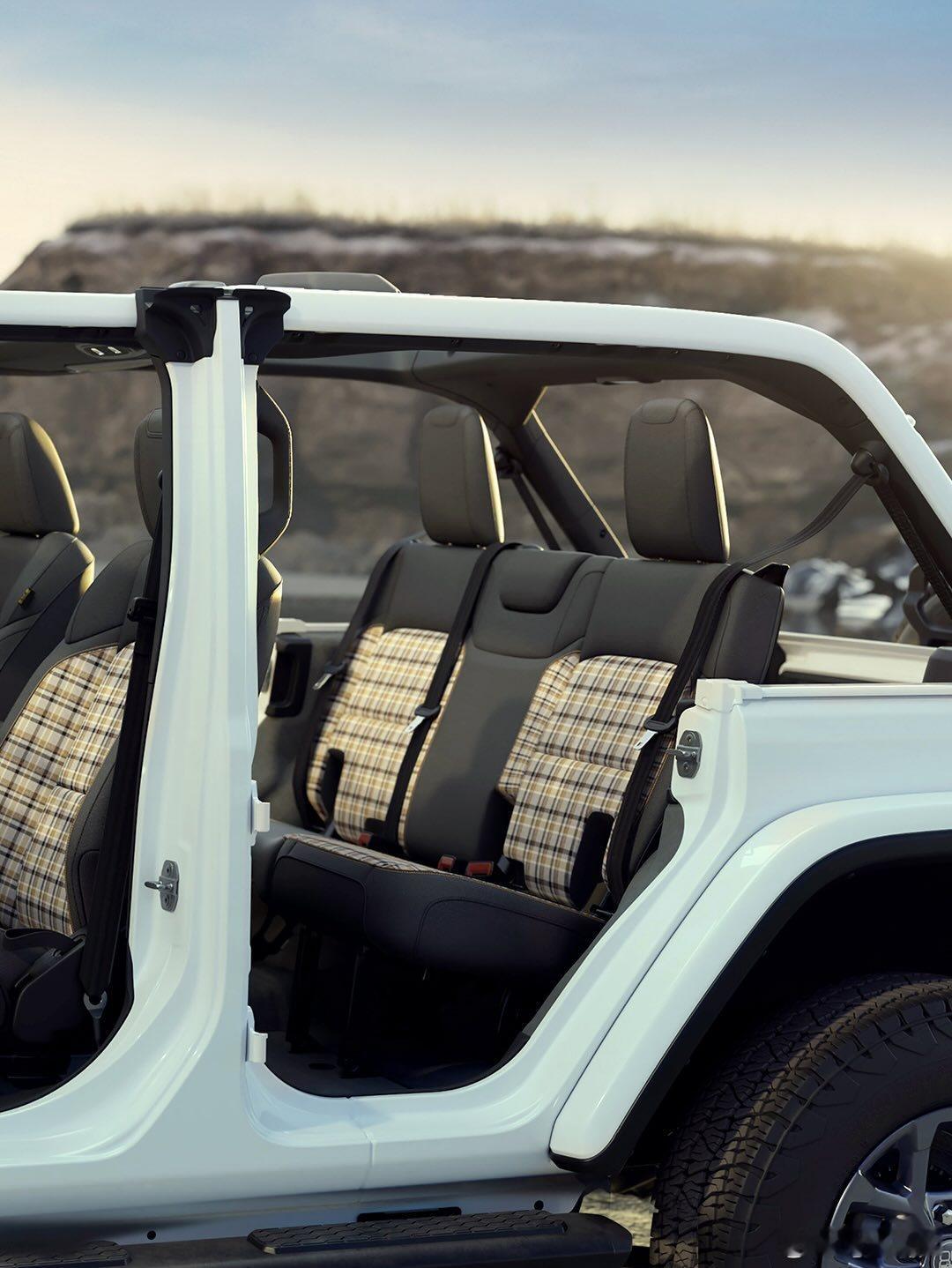 越野车  格子布The Jeep® Wrangler 85th Annivers