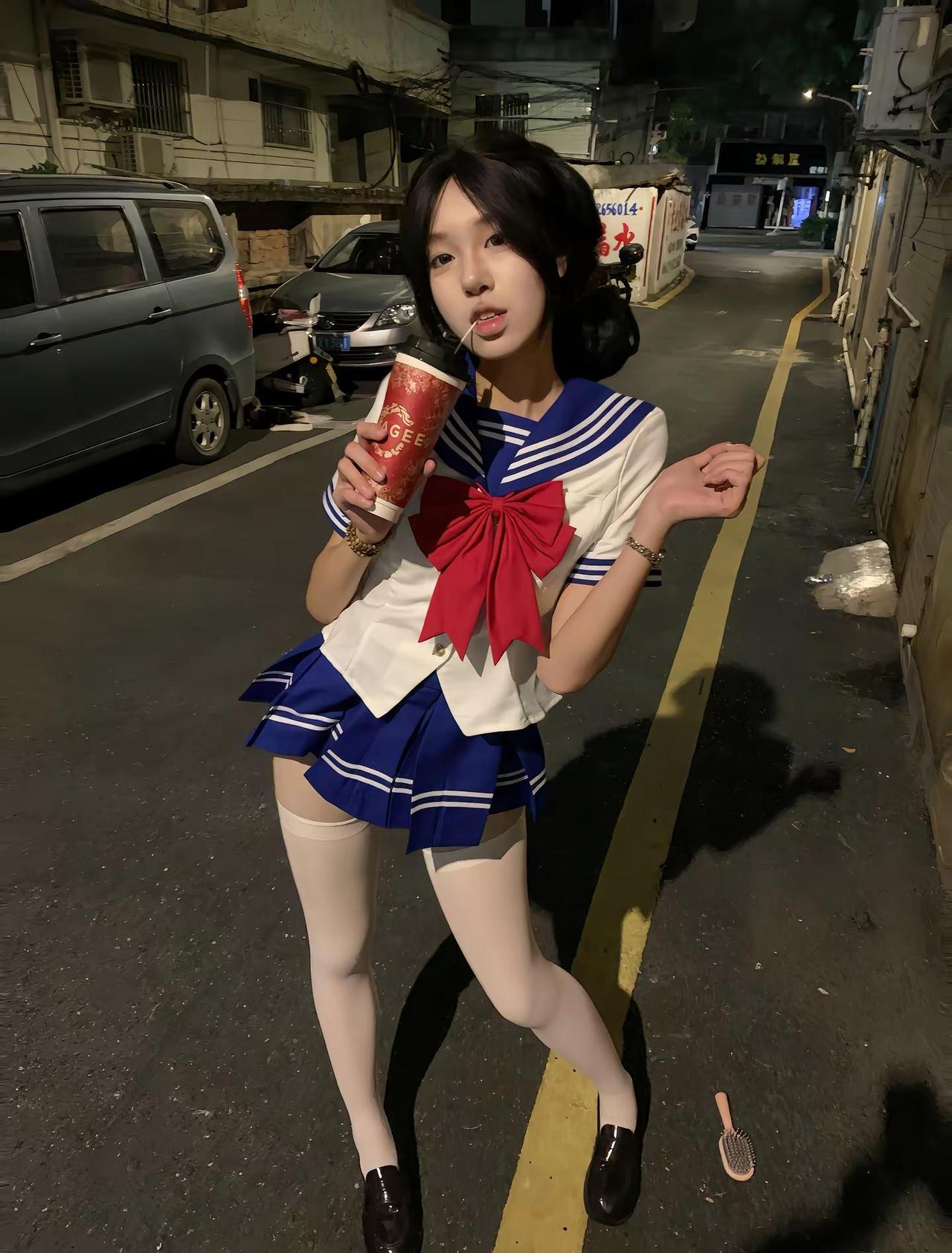 你好像很看不惯我 可是我根本就看不到你