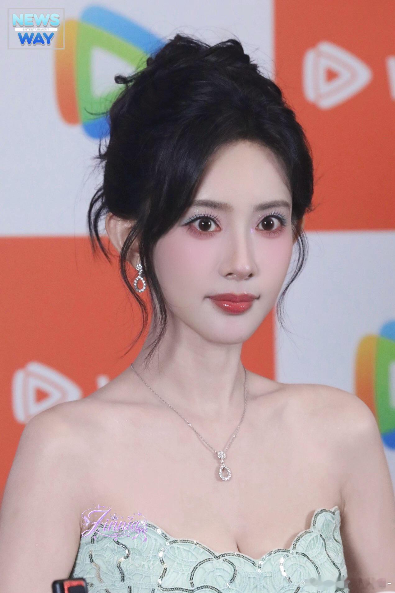 孟子义今天的妆谁化的，太好看了 