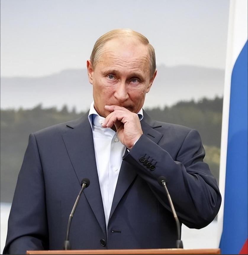 俄乌打了四年多，最近冒出个怪事，中国一枪没放，却成了谁都绕不开的大玩家，中俄贸易