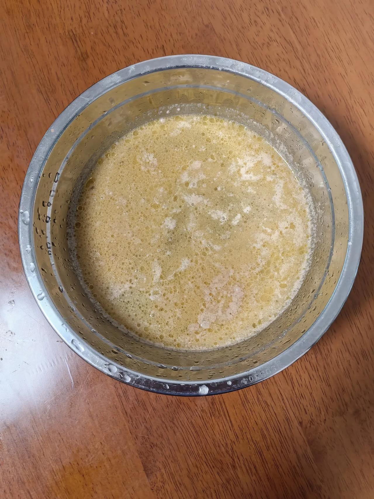 鸡的这东西，不放弃不抛弃
     我试过一个漂亮的抛物线就把杀鸡时黄瞪瞪的一大