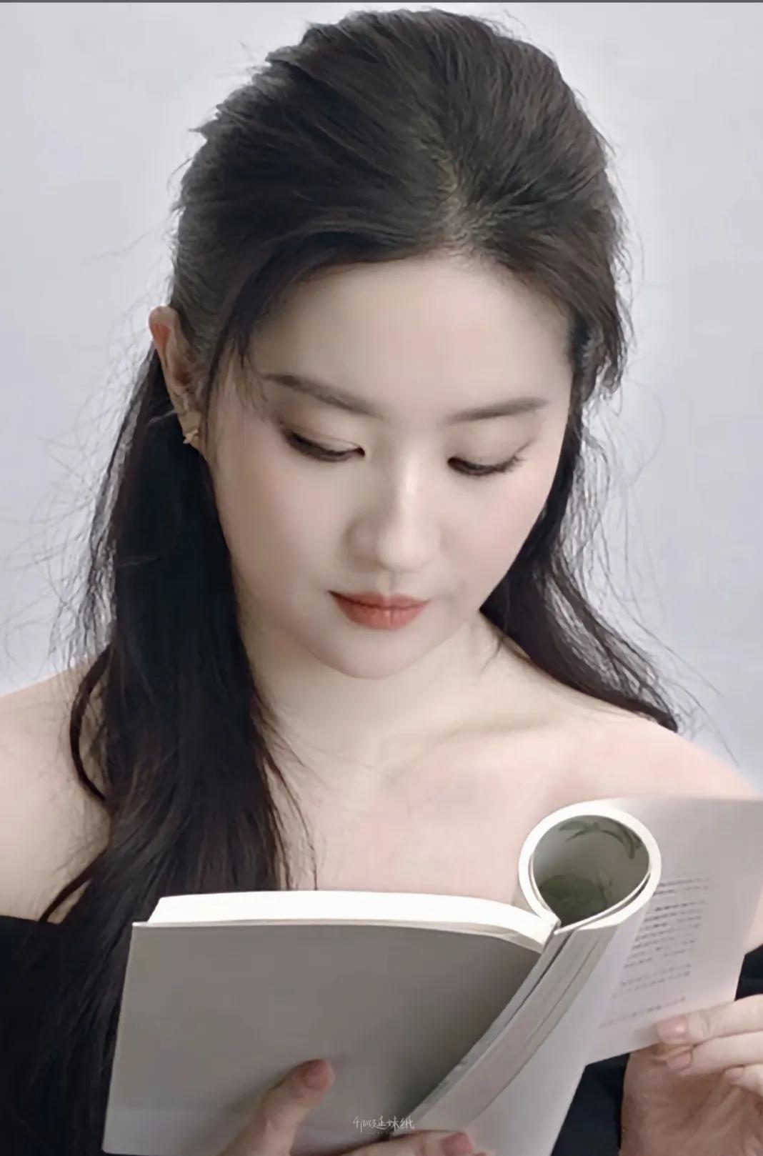 我发现喜欢的还是你呀。＃刘亦菲＃