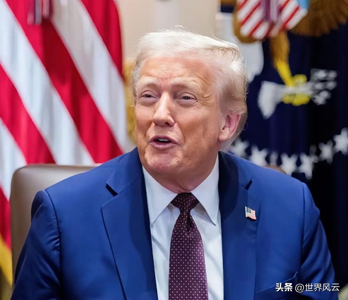 这简直是外交史上最“杀人诛心”的一幕！
​日本记者估计做梦也没想到，随口一问竟招