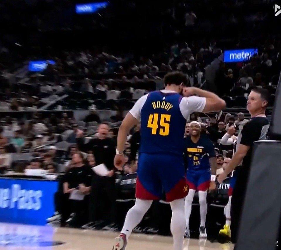 这不是我火旧将大卫·罗迪吗给力！！！灰熊vs火箭掘金vs马刺nba常规赛