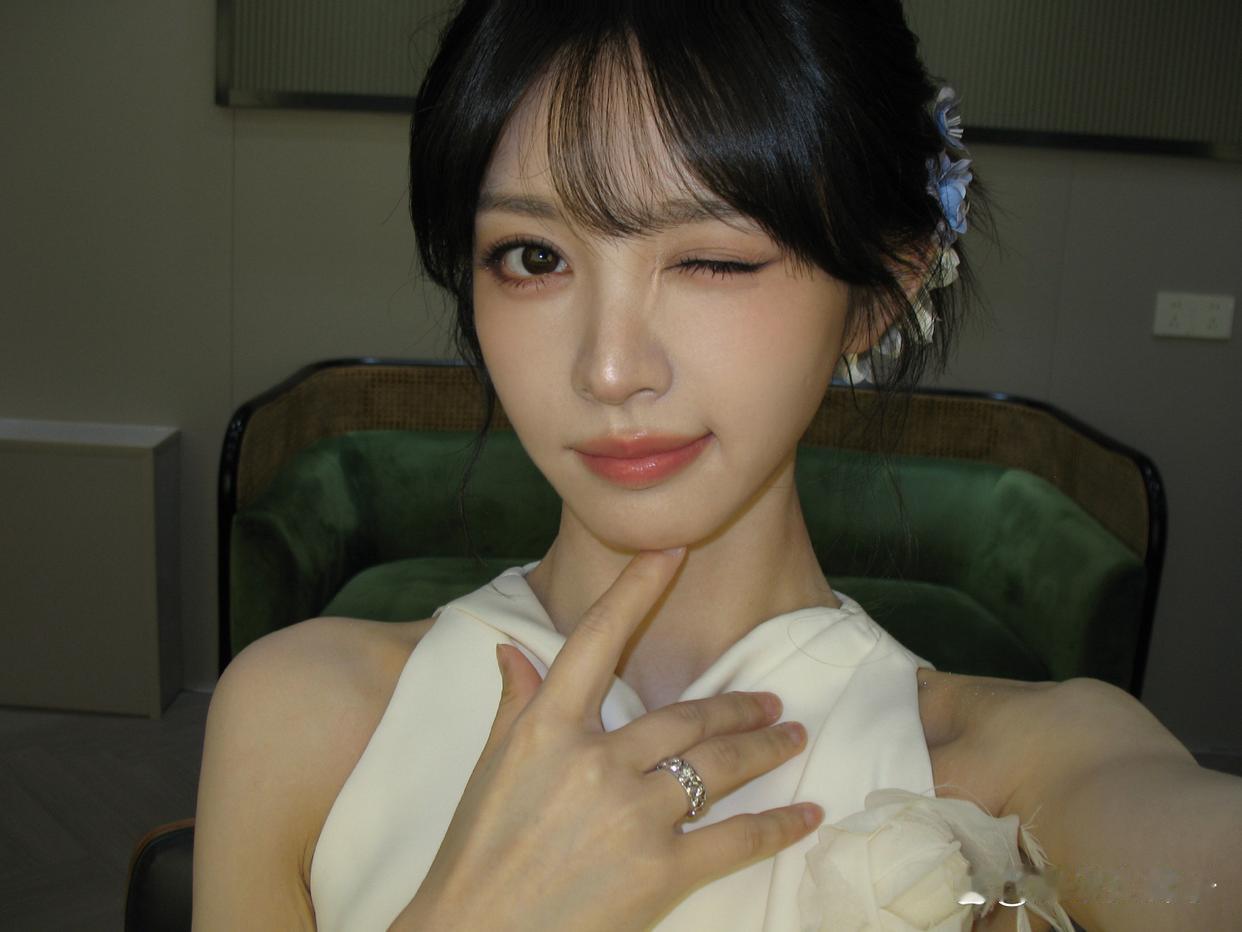 1.陈赫自己开了短剧公司，好多短剧演员都签约在他旗下，平时他没工作没资源也不缺钱