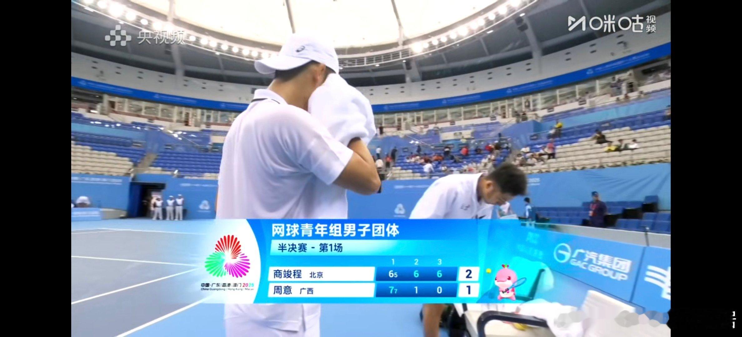 恭喜 这一场赢得不容易呀，尤其第一盘就抢7了，非常高质量的球，后面连追2盘，气势