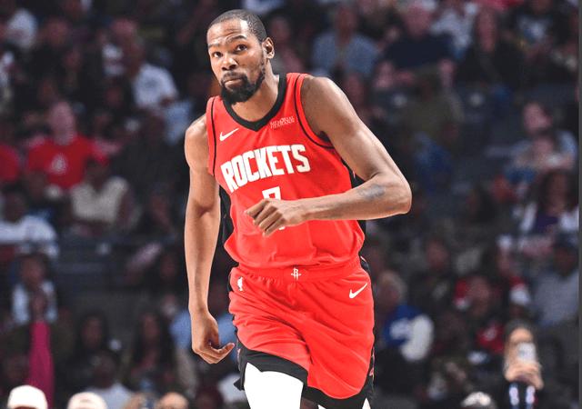 三分大队的称号要易主了，同掘金的比赛，火箭前三节三分22中2，惨不忍睹。

正在