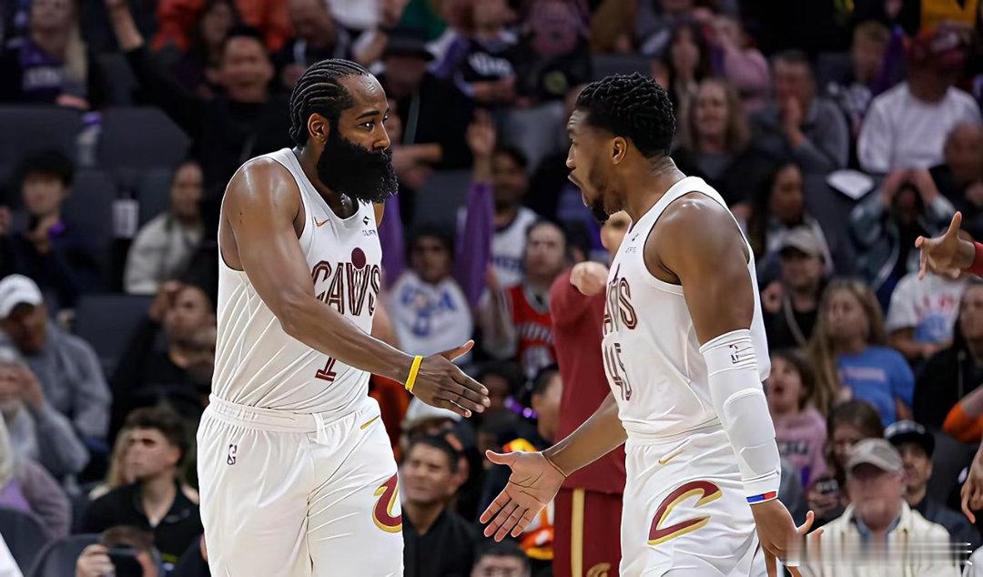 骑士恐遭反噬，季后赛或难遇老鹰。猛龙胜热火后，战绩与老鹰同为45胜35负，但因交