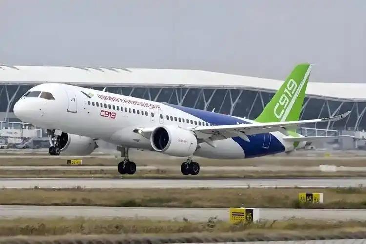 忍了8年，中国终于对欧美航空霸权掀桌子！C919用硬实力杀出

麻烦看官老爷们右