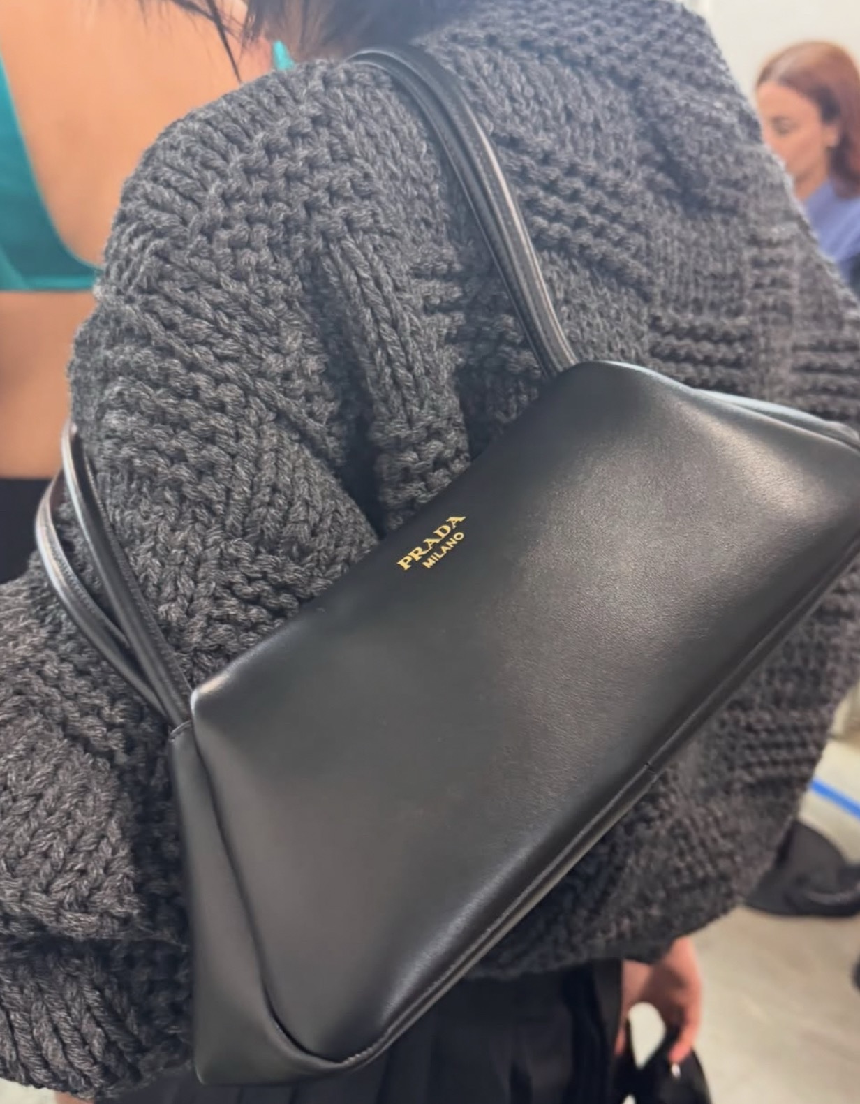 Prada2027春夏米兰女装时装秀包包细节分享：Prada大秀米兰时装周春夏时