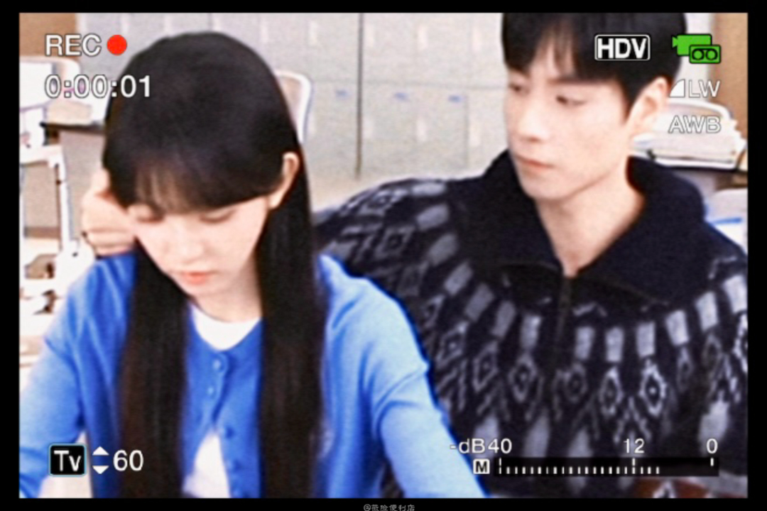 天才女友田曦薇胡一天捏脸贴贴感受田曦薇天才女友