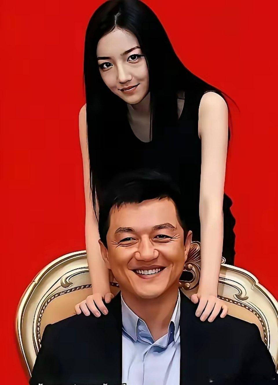 劝你别盯着王菲女儿看了。19岁，紧身牛仔裤配露肩上衣，上海商场随便逛一圈就被全网