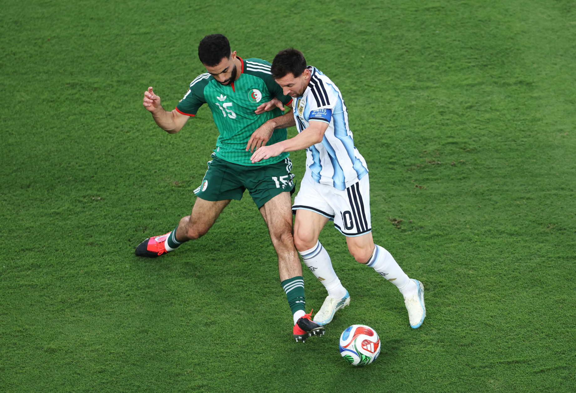 世界杯 阿根廷vs佛得角个人看法：卫冕冠军阿根廷豪取10连胜，梅西与劳塔罗领衔的