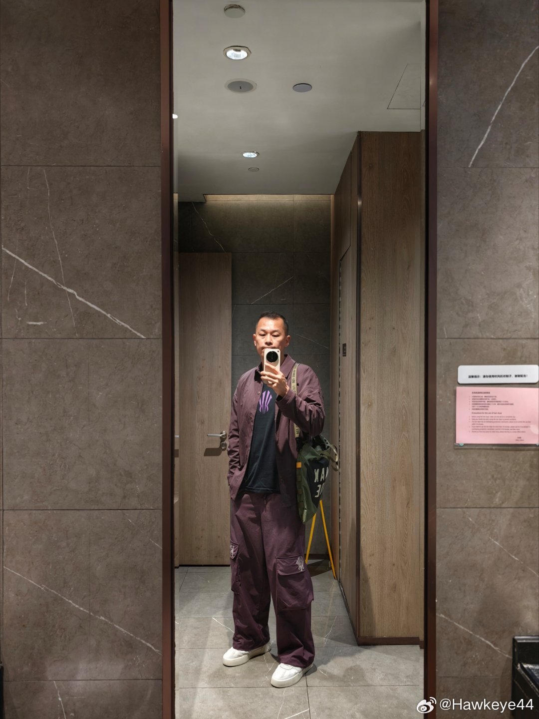 自拍……确实也是需要心情的…又要开始，奔奔波波了～mood我是搭配控 广州