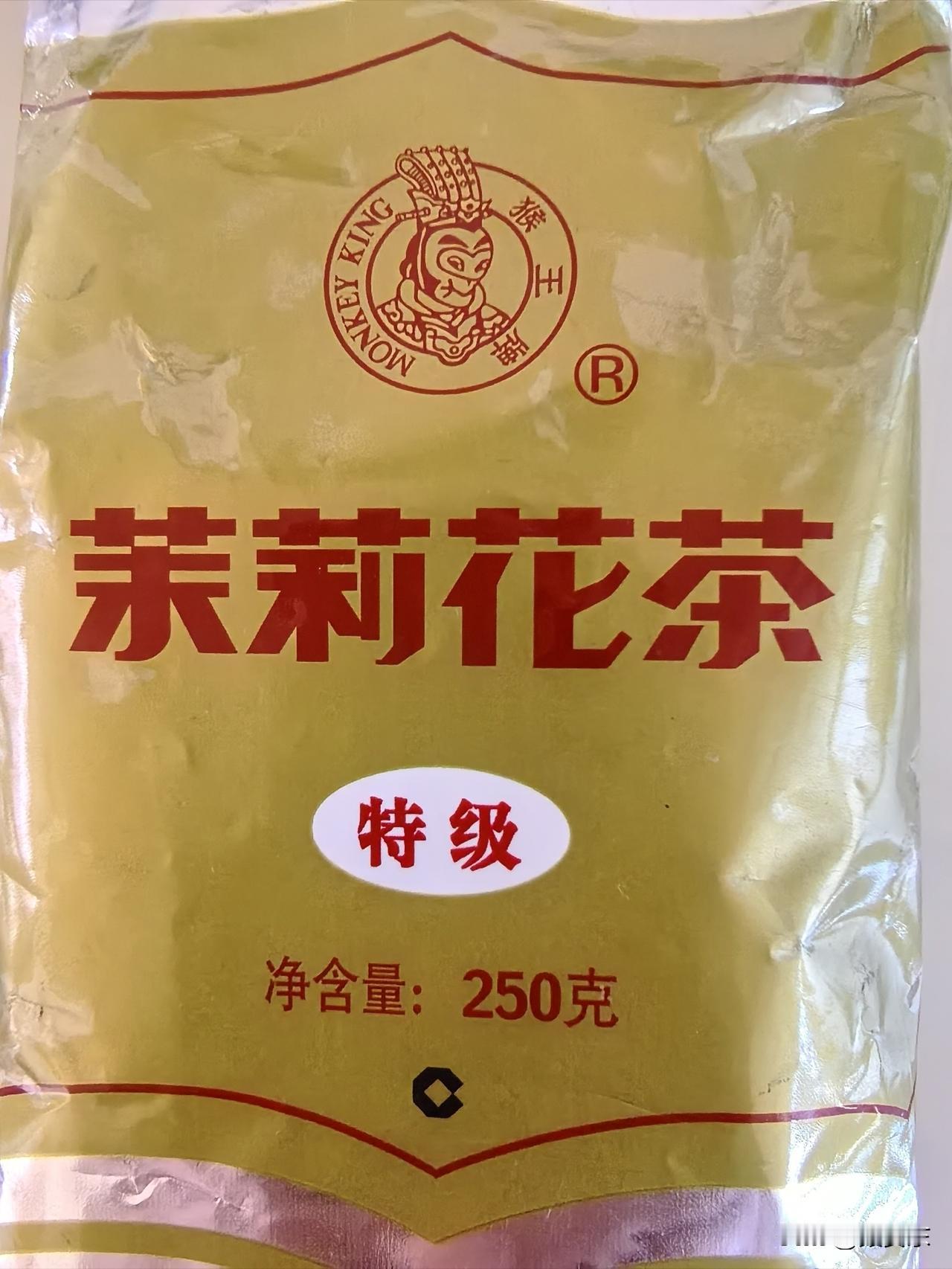 北方人之所以喜欢喝茉莉花茶，可能和北方的地理环境、饮食口味和历史习惯有重要关系。