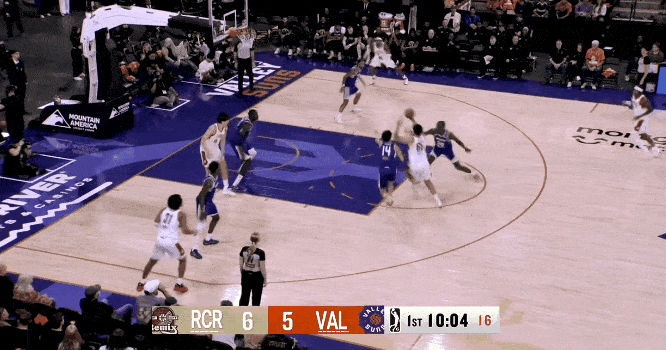 这强度低不少！杨瀚森得分太简单！
在今天NBA发展联盟G联赛撕裂之城混音对阵山谷