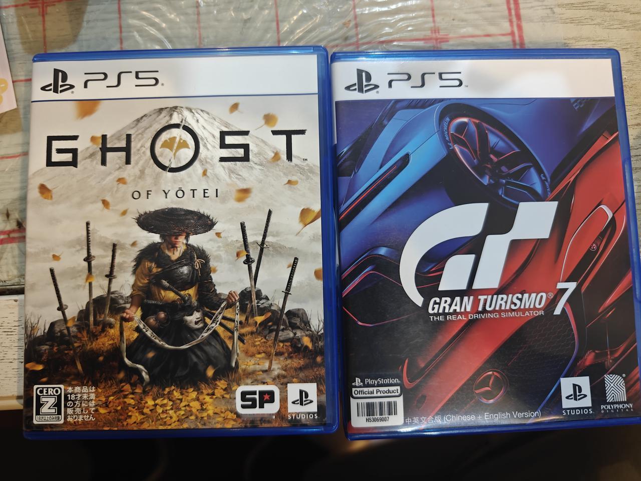 新游戏到手了，听说这是目前最好玩的两个游戏了，不容反驳，
虽然说今年的33号远征