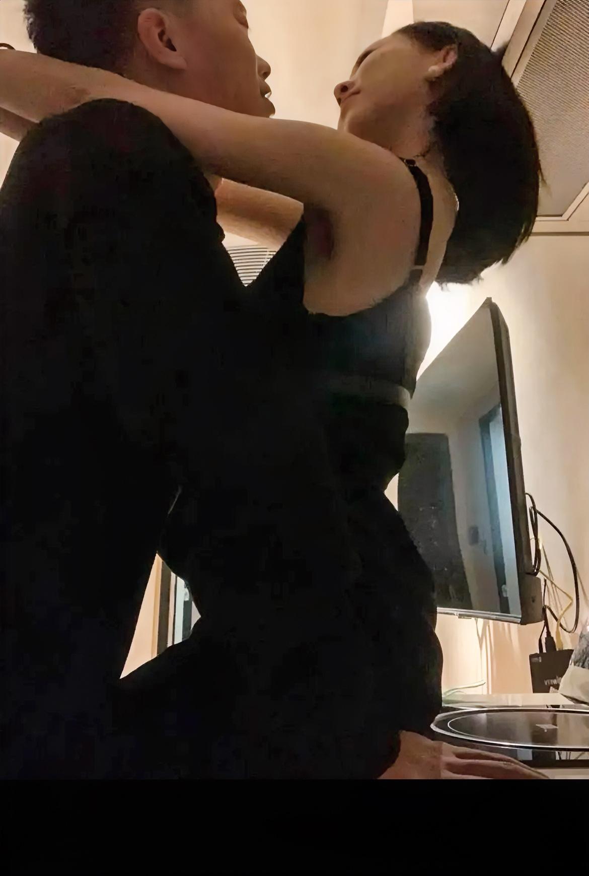 男人一旦和外面的女人长期保持暧昧关系，就要小心了

别觉得这是什么好事，实际上，