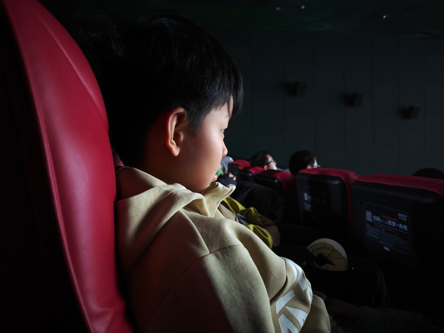 飞驰人生3真不错！把赛车和电影融合的特别好。让中国的小男孩也有了自己的头文字D。