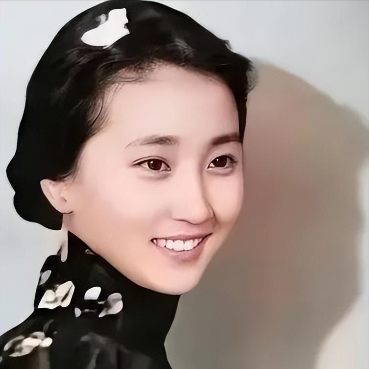钱学森36岁没结婚，干妹妹给他介绍对象，他却说：要不你嫁给我吧，蒋英委婉的拒绝：