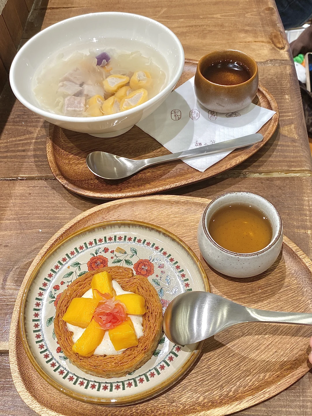 重庆新开的！！适合和闺蜜一起来的糖水铺子