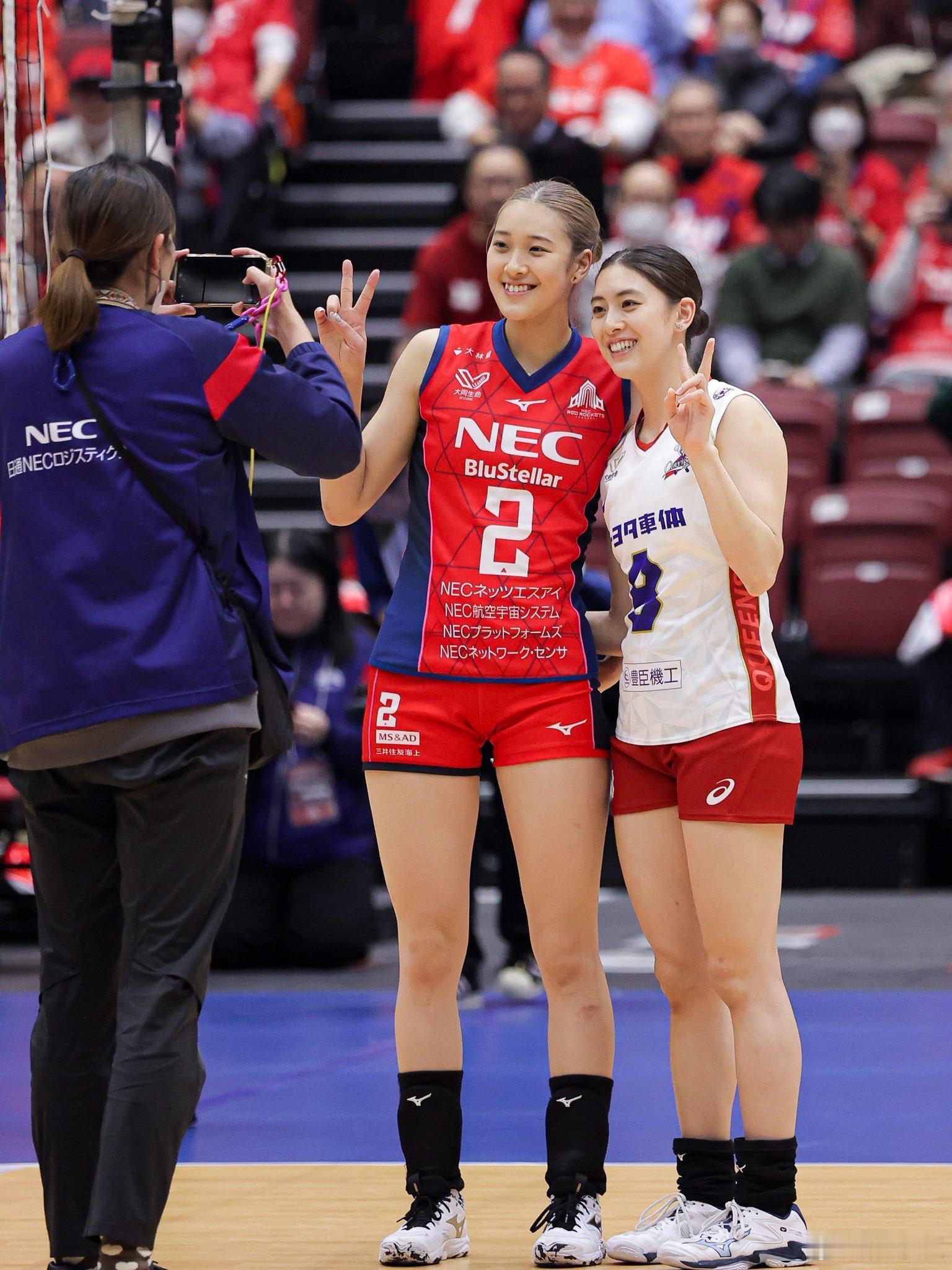 NEC红色火箭3-2（25-21/25-22/22-25/25-27/15-12