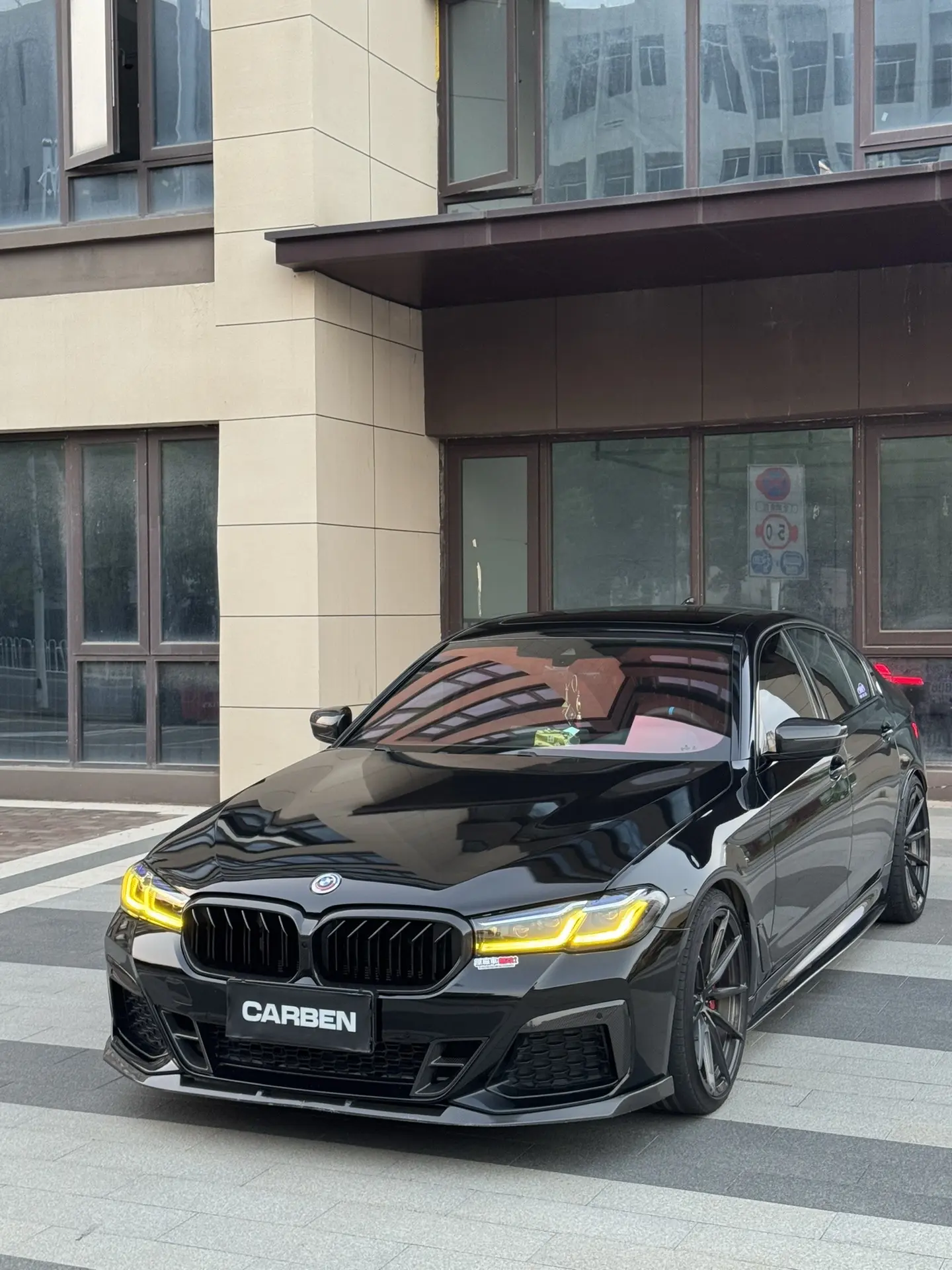 帅是一辈子的事情对不对