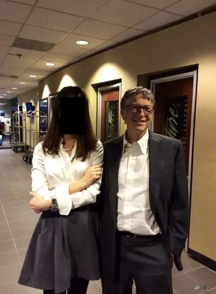 看来美国真是要衰败了！

先是牢A对美国“斩杀线”血淋淋曝光，如今连他们自己也开