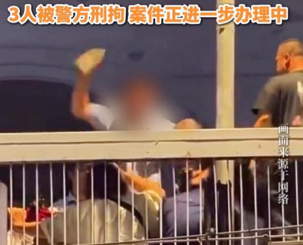 执法者挨打后不报警叫兄弟"摆平"，警方以故意伤害罪刑拘三名协管员，规则的维护者反