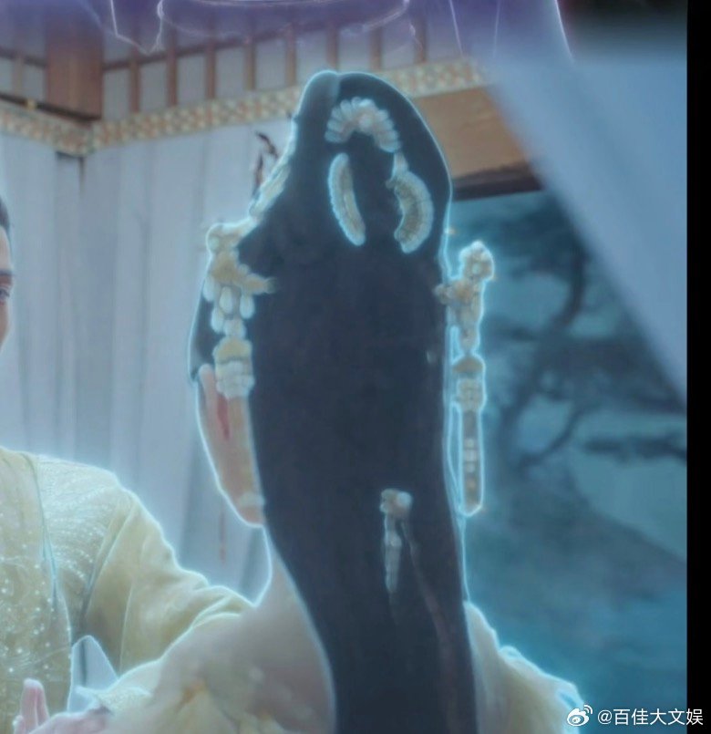 内娱特效不如非遗铸剑真实 内娱特效常常追求新奇独特，却忽略了真实的情感。非遗铸剑