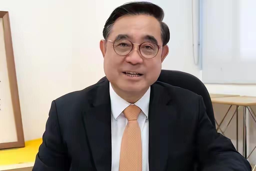 7800亿军购预算，台民意机构已通过，新党痛批：送给美国的钱是台湾人的血汗钱。