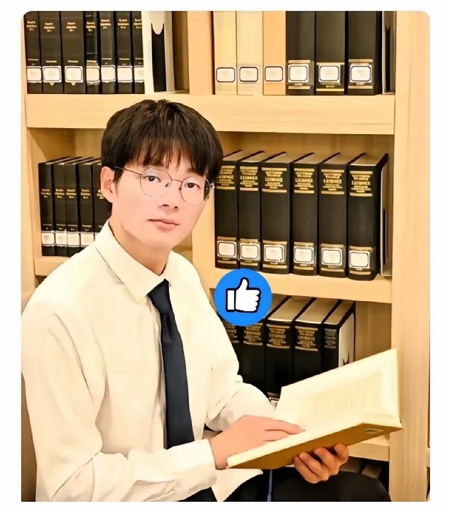 浙大那个26岁就能做博导的闵超是真的牛啊！[赞]
 他很优秀这是肯定，如果你们怀