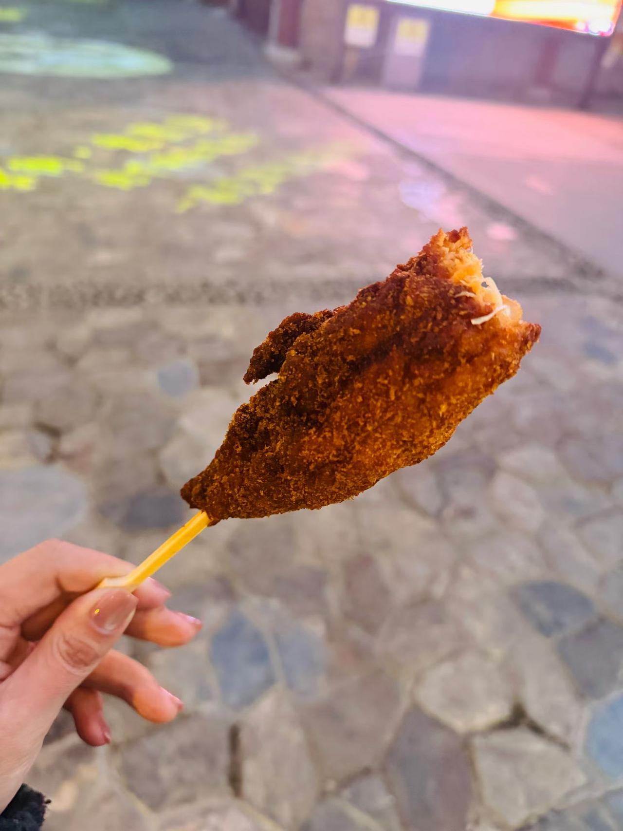 今天不吃晚饭了，就吃这个，补充点能量，然后打羽毛球去。
您知道我吃的这个东西是啥