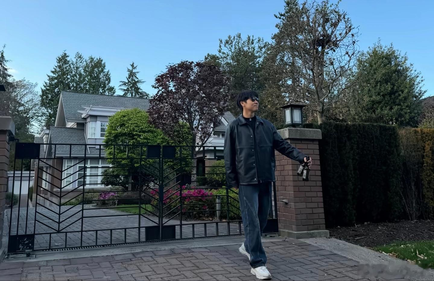 只有忠实🌸粉才能看懂的图遥遥领先华为余承东