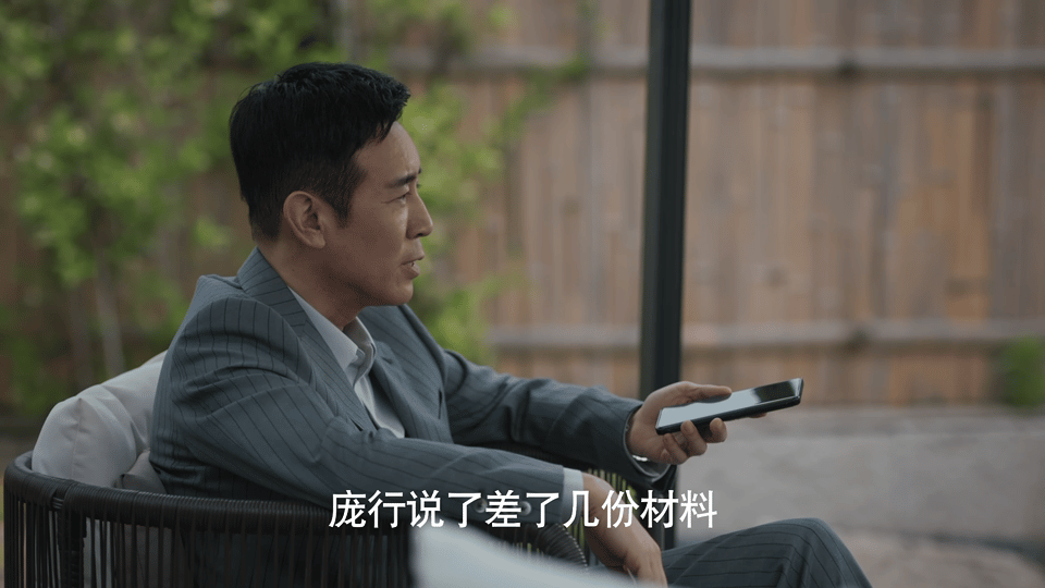 #赵辉黑掉的衬衫白不回去了#感觉剧情太真实了，当你踏出那一步后真的回不去了，永远