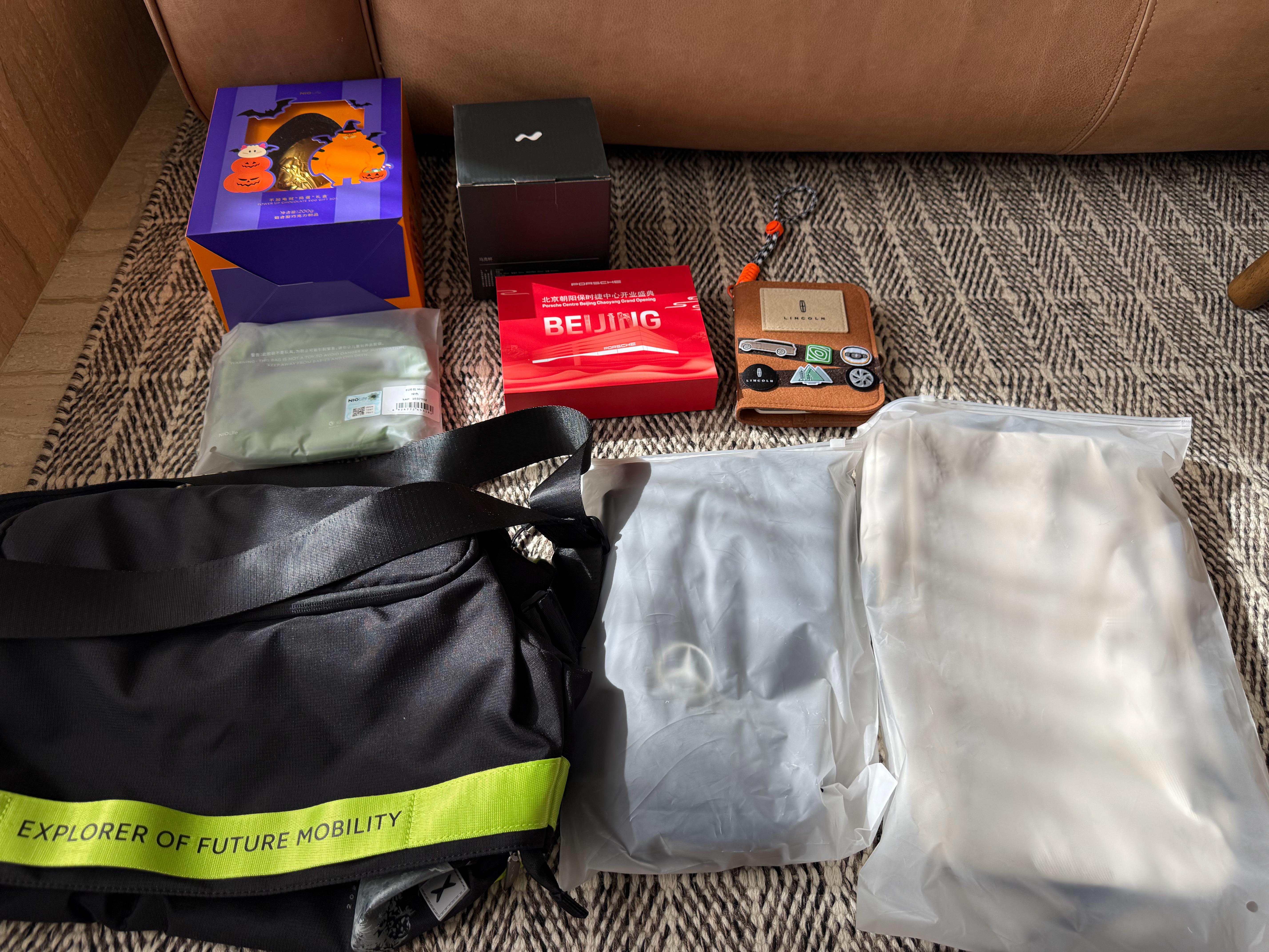 快递今天给大家发走了哟～没中奖的家人们，要继续加油！  ​​​